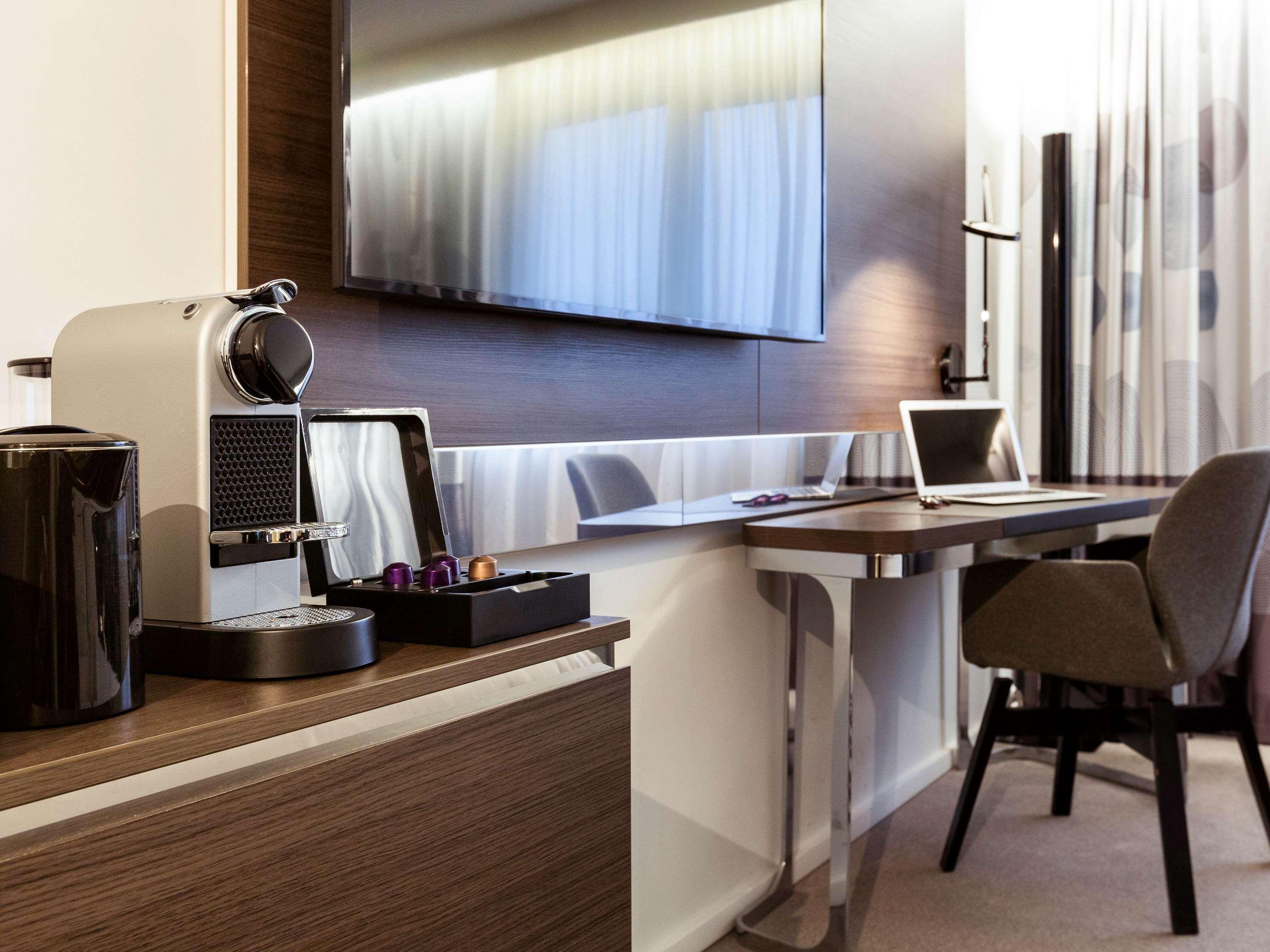 Novotel Limoges Le Lac מראה חיצוני תמונה