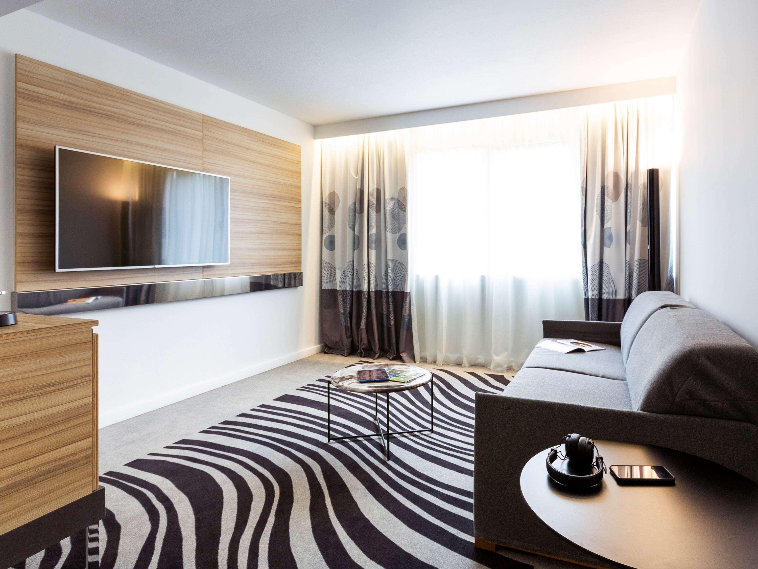 Novotel Limoges Le Lac מראה חיצוני תמונה
