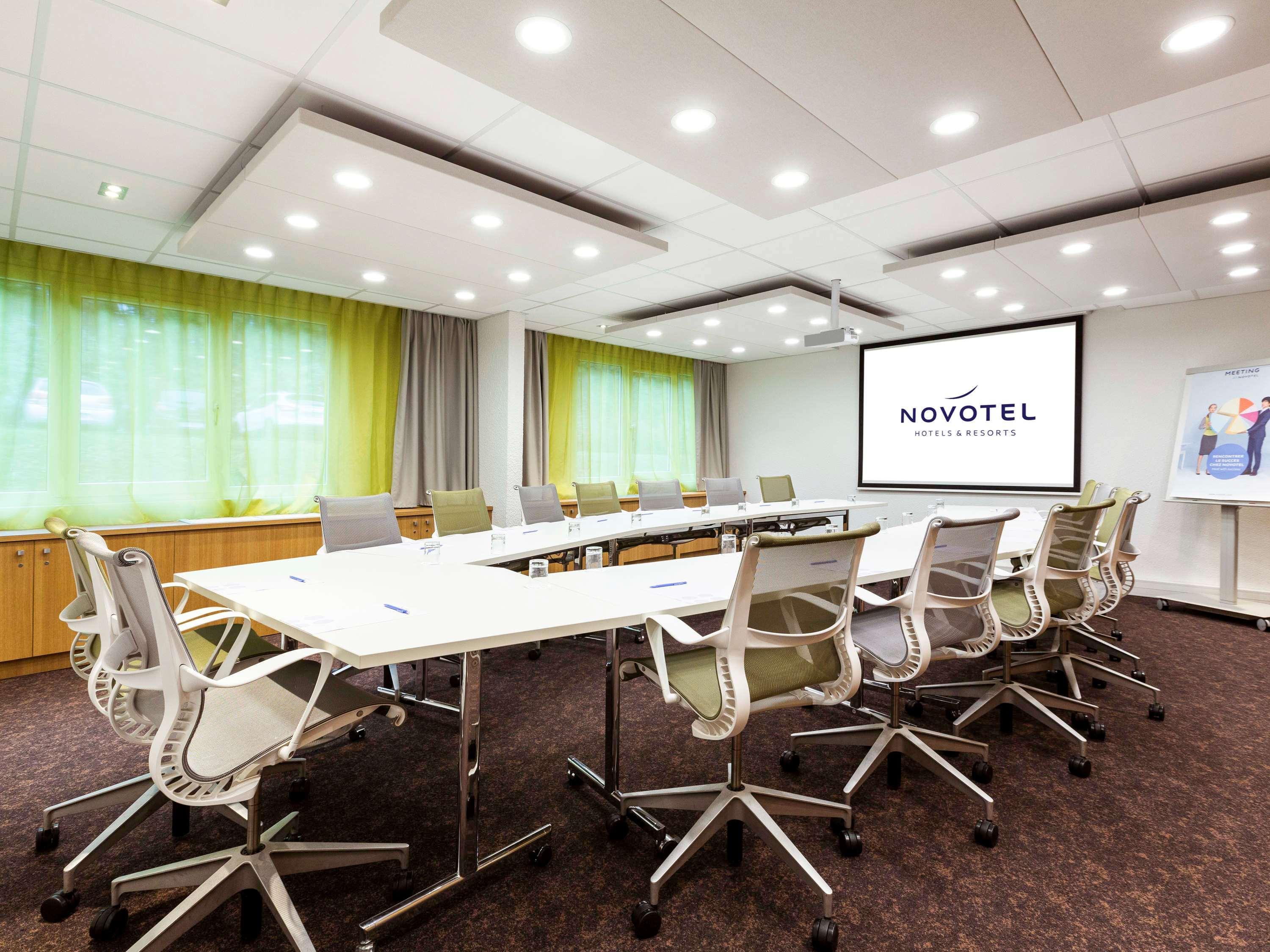 Novotel Limoges Le Lac מראה חיצוני תמונה